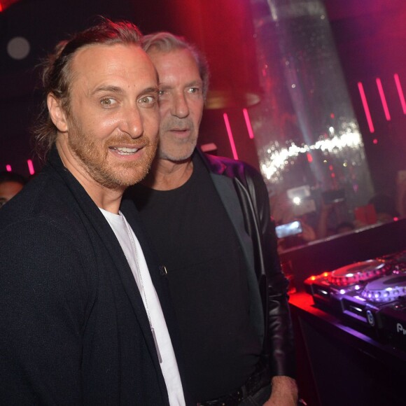 David Guetta et Philippe Fatien (propriétaire des lieux) - Réouverture du "Queen" à Paris le 2 septembre 2015.