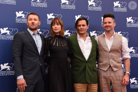 Joel Edgerton, Dakota Johnson, Johnny Depp, Scott Cooper - Photocall du film "Black Mass" lors du 72ème Festival du Film de Venise, la Mostra. Le 4 septembre 2015