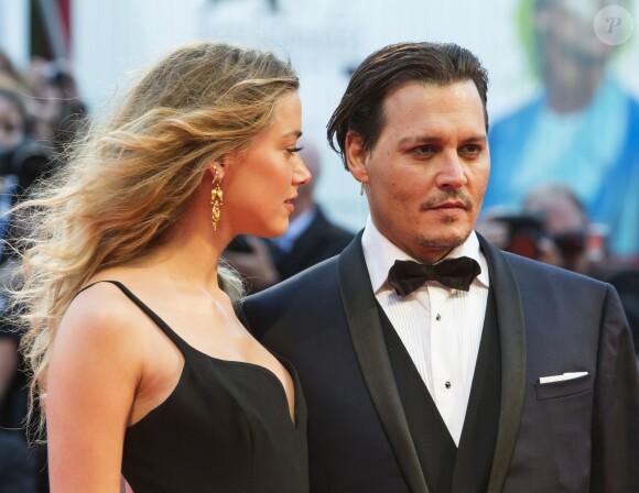Amber Heard accompagnait son mari Johnny Depp à la 72e Mostra de Venise le 4 septembre 2015 pour la présentation de son film Black Mass.
