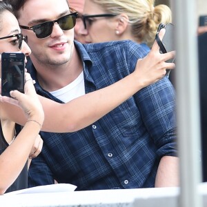 Nicholas Hoult - Arrivée de l'équipe du film "Equals" au Lido pour le photocall du film lors du 72ème festival du film de Venise (la Mostra), le 5 septembre 2015.