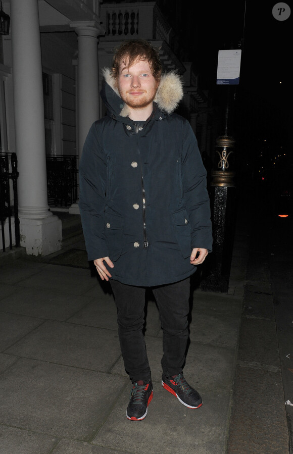 Ed Sheeran rentre à son domicile. Londres, le 22 janvier 2015 Ed Sheeran returning home 22 January 2015.22/01/2015 - Londres