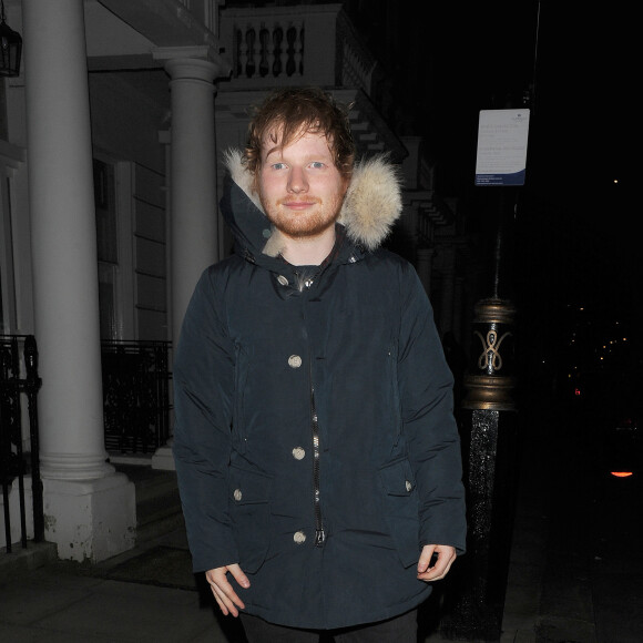 Ed Sheeran rentre à son domicile. Londres, le 22 janvier 2015 Ed Sheeran returning home 22 January 2015.22/01/2015 - Londres