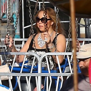 Mariah Carey passe la journée avec ses enfants Monroe et Moroccan dans un parc d'attraction à Malibu, le 7 septembre 2015