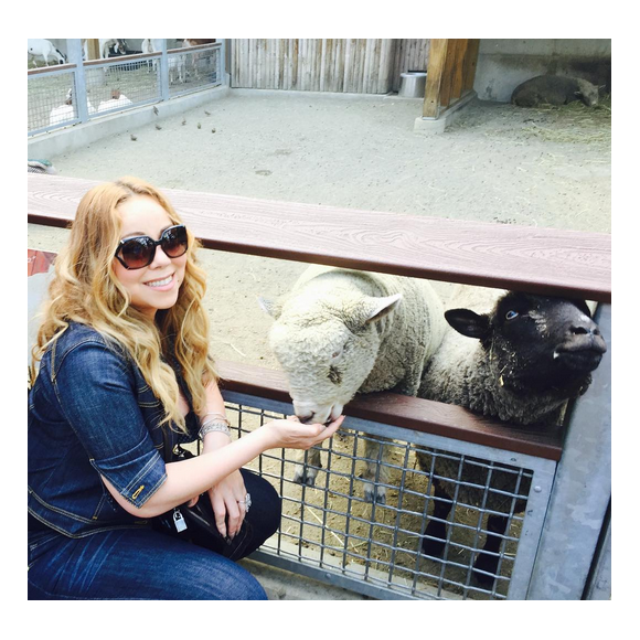 Mariah Carey au zoo / photo postée sur le compte Instagram de la chanteuse américaine.