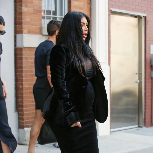 Kendall Jenner et Kim Kardashian à New York, le 8 septembre 2015.