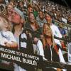 Exclusif - Michael Bublé est allé voir un match de football de l'équipe des Whitecaps avec son fils à Vancouver. Le 26 août 2015