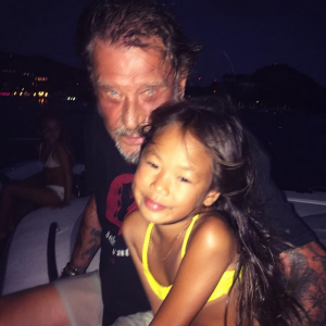 Johnny Hallyday avec sa fille Joy à Saint-Barthélemy, août 2015.