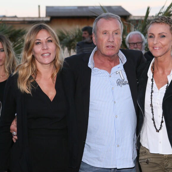 Mathilde Segnier, Yves Rénier et sa femme Karin Rénier - Arrivées de la cérémonie de clôture du 17e festival de fiction TV de La Rochelle à l'Espace Encan à La Rochelle le 12 septembre 2015.