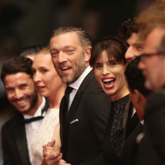 Vincent Cassel, Maïwenn Le Besco - Montée des marches du film "Mon Roi" lors du 68e Festival International du Film de Cannes, le 17 mai 2015.