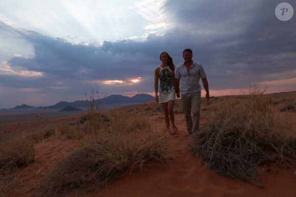 Helen Glover et son futur époux Steve Backshall dans le désert de Namibie, photo publiée le 16 septembre 2015