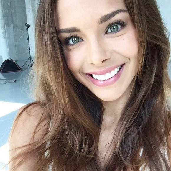 Marine Lorphelin en direct du shooting le 11 septembre