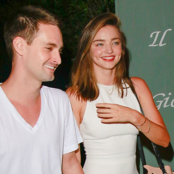 Miranda Kerr et son amoureux Evan Spiegel sortent du restaurant Giorgio Baldi à Santa Monica le dimanche 20 septembre 2015