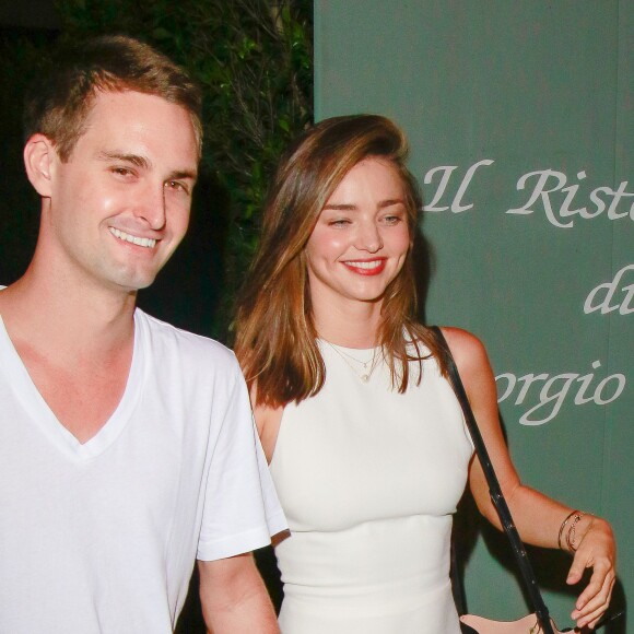 Miranda Kerr et son amoureux Evan Spiegel sortent du restaurant Giorgio Baldi à Santa Monica le dimanche 20 septembre 2015