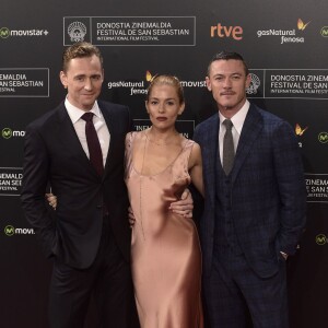 Tom Hiddleston, Sienna Miller et Luke Evans - Première du film "High Rise" lors du 63e Festival du Film de San Sebastian (Saint-Sébastien) le 22 septembre 2015.