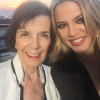 Khloé Kardashian et sa grand-mère Mary Jo / photo postée sur Instagram.