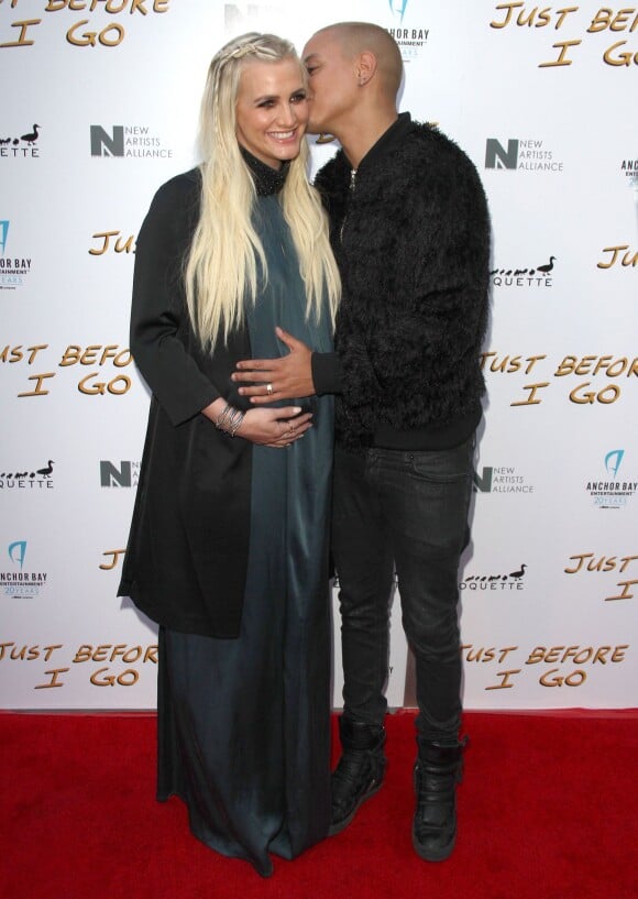 Ashlee Simpson, enceinte et son mari Evan Ross à la première de « Just Before I Go » à Hollywood, le 20 avril 2015
