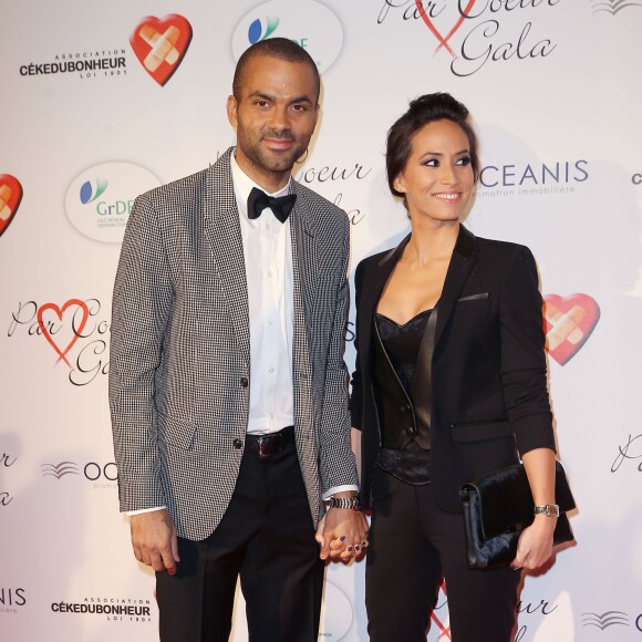 Tony Parker et sa femme Axelle Francine lors du "Par Coeur Gala" pour les 10 ans de l'association "Cekedubonheur" au pavillon d'Armenonville à Paris le 24 septembre 2015