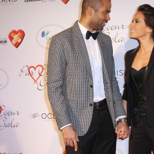 Tony Parker et sa femme Axelle Francine lors du "Par Coeur Gala" pour les 10 ans de l'association "Cekedubonheur" au pavillon d'Armenonville à Paris le 24 septembre 2015