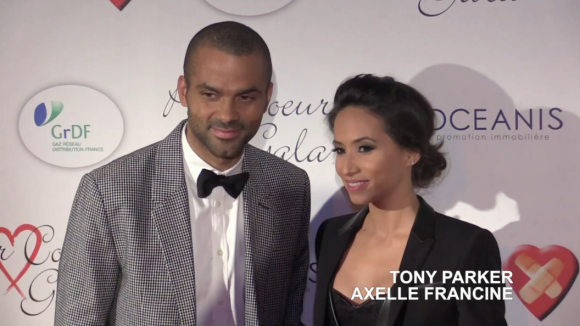 Tony Parker et Axelle, couple complice avec Omar et Hélène Sy au Par Coeur Gala