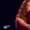 Justine rejoint l'équipe de Jenifer dans The Voice Kids, le vendredi 25 septembre 2015, sur TF1