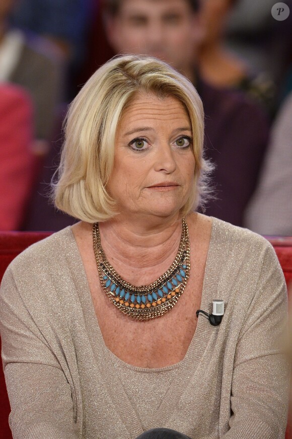 Marina Carrère d'Encausse - Enregistrement de l'émission "Vivement Dimanche" à Paris le 23 Septembre 2015 et qui sera diffusée le 27 Septembre 2015.