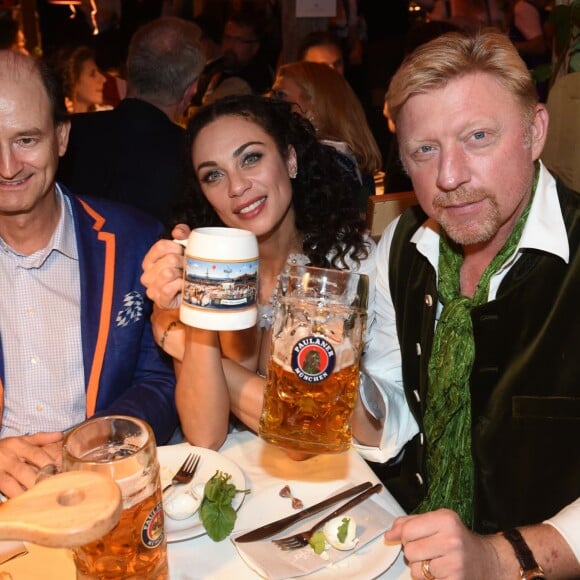 Boris Becker et son épouse Lilly lors de l'Oktoberfest à Munihch, le 26 septembre 2015