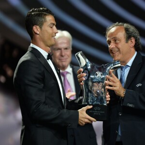 Michel Platini et Cristiano Ronaldo au Forum Grimaldi de Monacole 28 août 2014