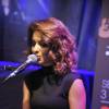 La chanteuse Tal en concert acoustique organisé par 'Casio' au Duc Des Lombards à Paris le 3 décembre 2014