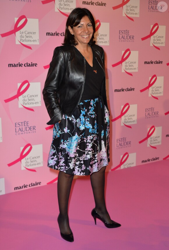 Anne Hidalgo - Soirée de lancement d'Octobre Rose (le mois de lutte contre le cancer du sein) au Palais Chaillot à Paris le 28 septembre 2015