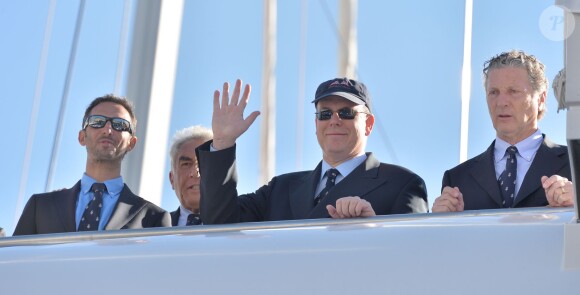 Le prince Albert II de Monaco au Monaco Yacht Show à bord du Yersin le 23 septembre 2015.