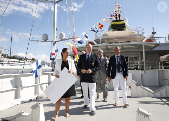 Le prince Albert II de Monaco au Monaco Yacht Show à bord du Yersin le 23 septembre 2015.