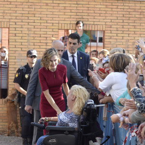 La reine Letizia d'Espagne inaugurait le 1er octobre 2015 à l'Institut d'éducation secondaire Javier García Téllez à Caceres l'année scolaire 2015-2016 dans l'enseignement technique.