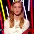    Julia rejoint l'équipe de Louis Bertignac dans  The Voice Kids , le vendredi 2 octobre 2015, sur TF1.   