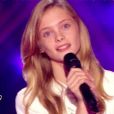    Julia rejoint l'équipe de Louis Bertignac dans  The Voice Kids , le vendredi 2 octobre 2015, sur TF1.   