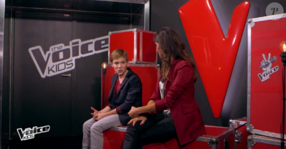 Lenni-Kim rejoint l'équipe de Patrick Fiori dans The Voice Kids, le vendredi 2 octobre 2015, sur TF1.