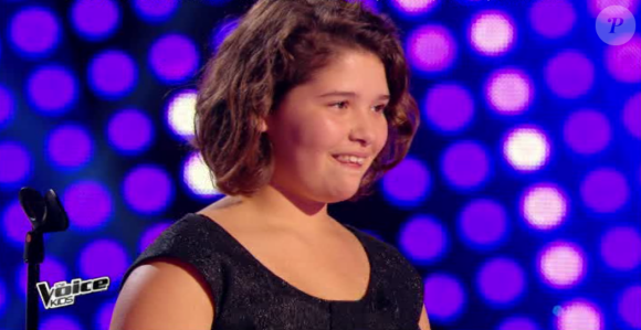 Coline rejoint l'équipe de Louis Bertignac dans The Voice Kids, le vendredi 2 octobre 2015, sur TF1