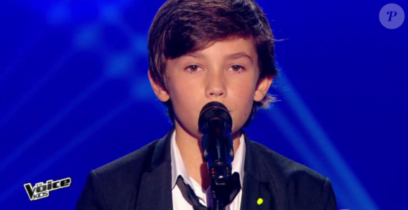 Johan rejoint l'équipe de Jenifer dans The Voice Kids, le vendredi 2 octobre 2015, sur TF1.