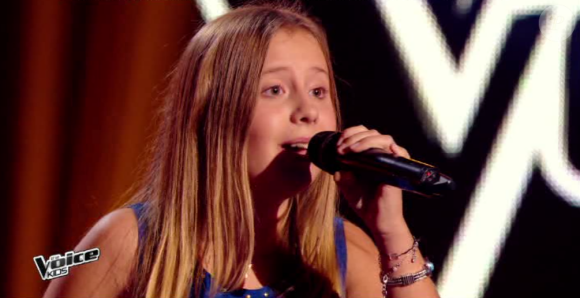 Maeva est éliminée dans The Voice Kids, le vendredi 2 octobre 2015, sur TF1