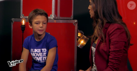 Arthur rejoint l'équipe de Louis Bertignac dans The Voice Kids, le vendredi 2 octobre 2015, sur TF1