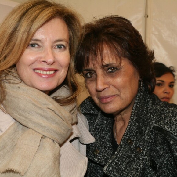 Valérie Trierweiler et Linda de Suza - Soirée d'ouverture de la "Foire du Trône" au profit de l'association Secours populaire à Paris le 27 mars 2015.