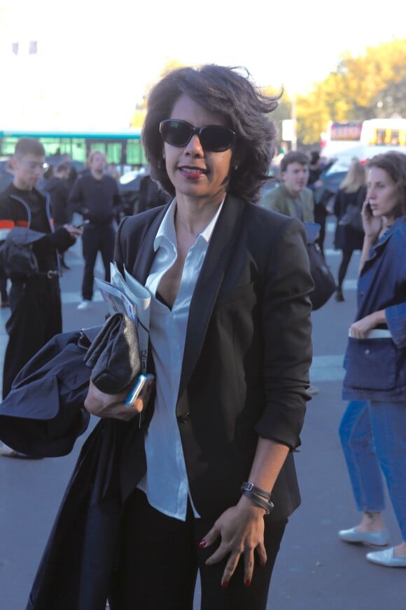 Audrey Pulvar - Arrivées des people au défilé Courrèges, prêt-à-porter Printemps/Éte 2016 à Paris. Le 30 septembre 2015.