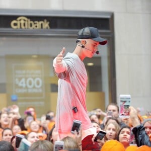 Justin Bieber en live sur le plateau de l'émission "Today" sur la NBC le 9 septembre 2015.