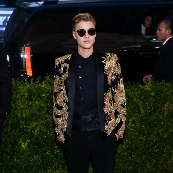 Justin Bieber - Soirée Costume Institute Gala 2015 (Met Ball) au Metropolitan Museum célébrant l'ouverture de Chine: à travers le miroir à New York, le 4 mai 2015.