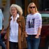 Gwyneth Paltrow et sa mère Blythe Danner - Exclusif - Prix spécial - Gwyneth Paltrow retrouve son ex mari Chris Martin pour un déjeuner d'anniversaire au restaurant Prune à New York, le 27 septembre 2015