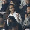 Rihanna a assisté en famille à la rencontre entre le PSG et l'Olympique de Marseille au Parc des Princes à Paris, le 4 octobre 2015