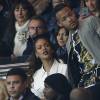 Rihanna a assisté en famille à la rencontre entre le PSG et l'Olympique de Marseille au Parc des Princes à Paris, le 4 octobre 2015
