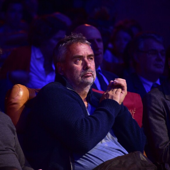 Luc Besson - Conférence de Nicolas Hulot à l'occasion de la sortie de son livre-manifeste "Osons, plaidoyer d'un homme libre" au Grand Rex à Paris le 7 octobre 2015.