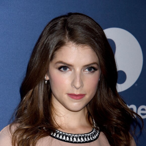 Anna Kendrick au gala Variety's Power of Women à l'hôtel Beverly Wilshire Four Seasons de Los Angeles, le 9 octobre 2015.