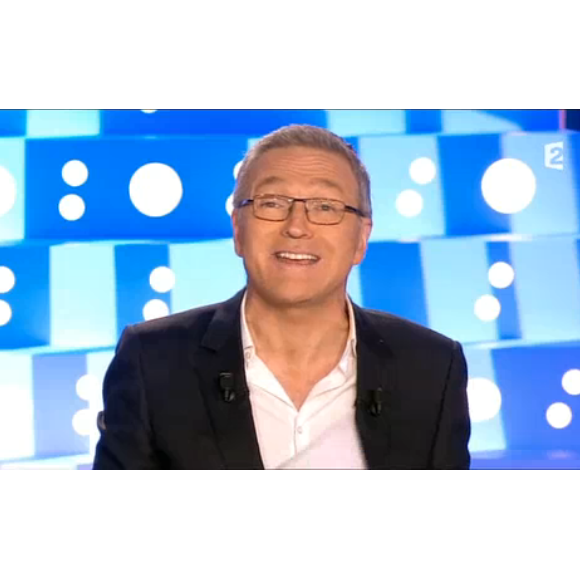 Laurent Ruquier présente On n'est pas couché, le samedi 10 octobre 2015 sur France 2.