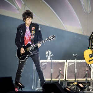 Ronnie Wood et Keith Richards - Les Rolling Stones en concert au Tele2 Arena à Stockholm. Le 1er juillet 2014